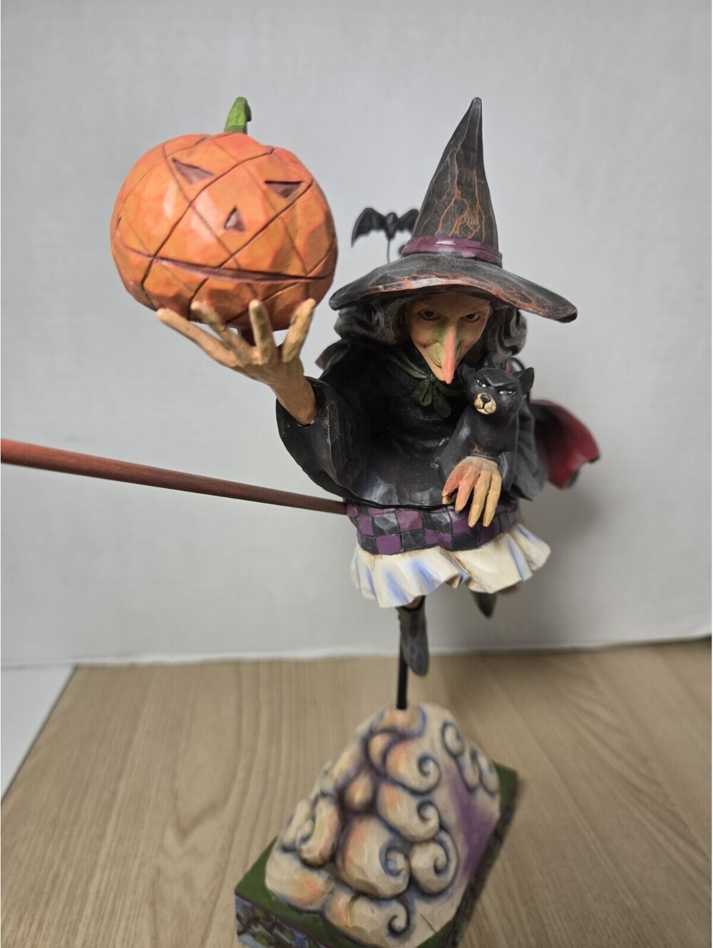Jim Shore "Fly With Me for a Spell" 2007 Witch On Broom /Pumpkin /Cat/Bat FLAW